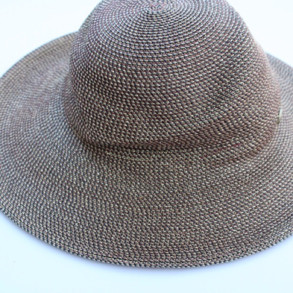 Eric Javits Squishee Hampton hat - Picture 9 of 12